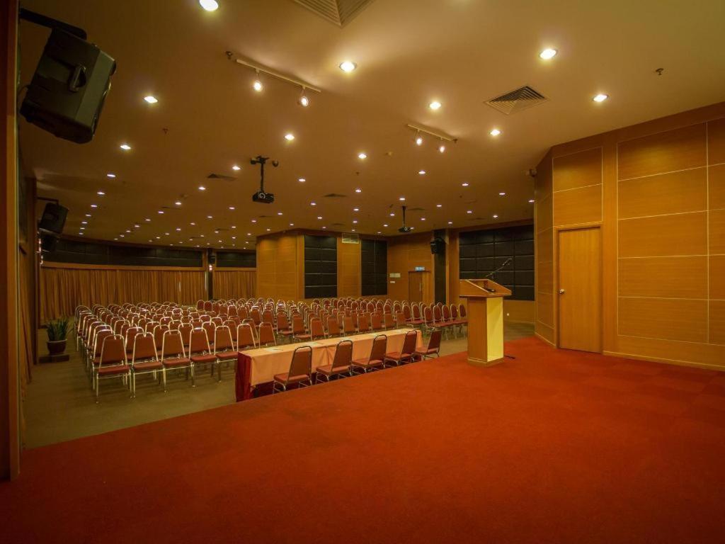 Hotel Continental George Town Buitenkant foto