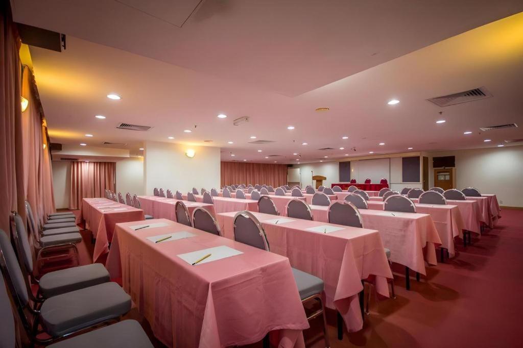 Hotel Continental George Town Buitenkant foto