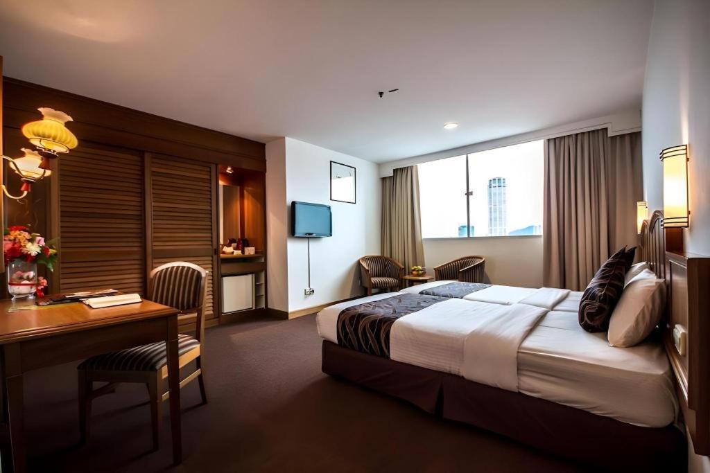 Hotel Continental George Town Buitenkant foto