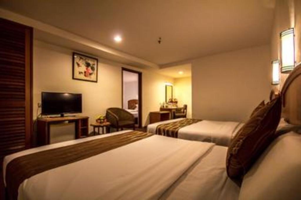 Hotel Continental George Town Buitenkant foto