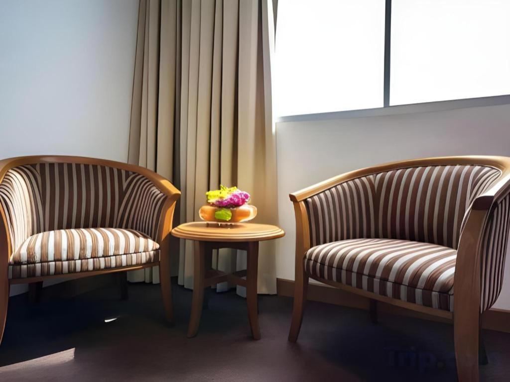 Hotel Continental George Town Buitenkant foto