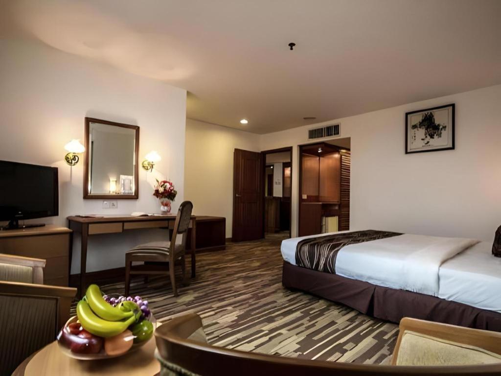 Hotel Continental George Town Buitenkant foto
